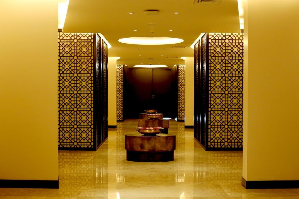 Radisson Blu Coimbatore Hotel Bagian luar foto