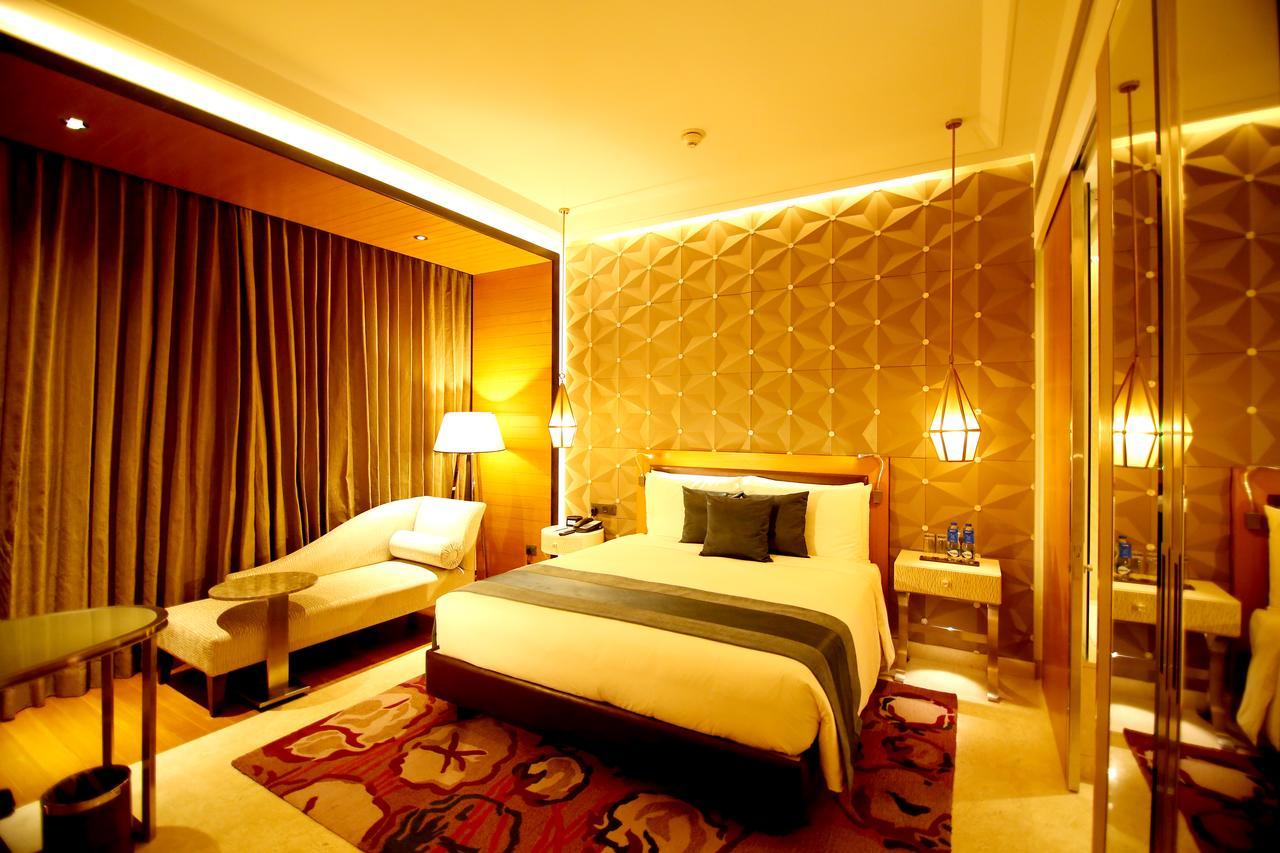 Radisson Blu Coimbatore Hotel Bagian luar foto